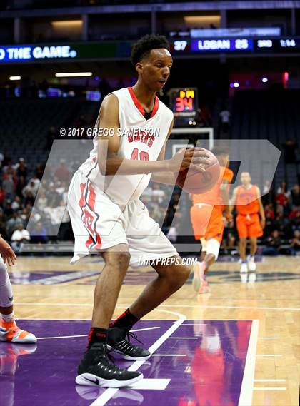 Thumbnail 2 in James Logan vs Roosevelt (CIF State D1 Final) photogallery.