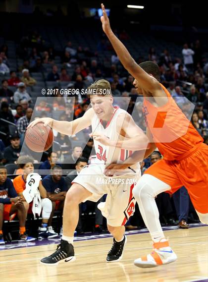 Thumbnail 2 in James Logan vs Roosevelt (CIF State D1 Final) photogallery.