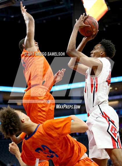 Thumbnail 1 in James Logan vs Roosevelt (CIF State D1 Final) photogallery.