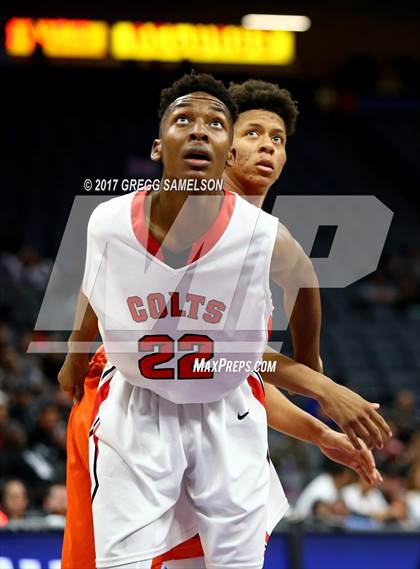 Thumbnail 2 in James Logan vs Roosevelt (CIF State D1 Final) photogallery.