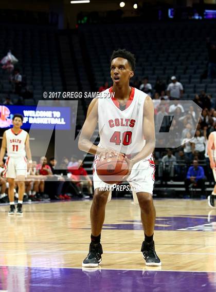 Thumbnail 3 in James Logan vs Roosevelt (CIF State D1 Final) photogallery.
