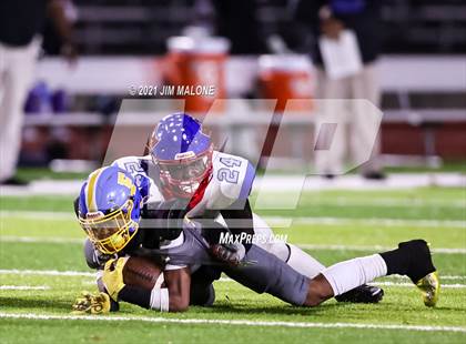 Thumbnail 3 in San Leandro @ Foothill (CIFNCS D2  QUARTERFINALS) photogallery.