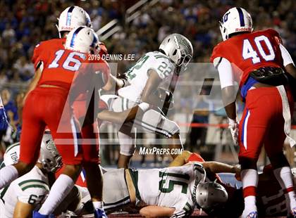Thumbnail 3 in De La Salle @ Folsom photogallery.