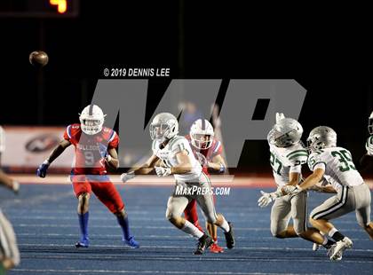 Thumbnail 3 in De La Salle @ Folsom photogallery.