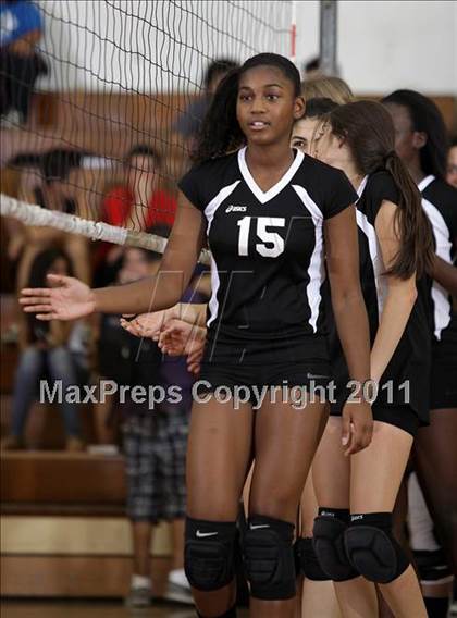 Thumbnail 3 in JV: Chatsworth @ Taft photogallery.