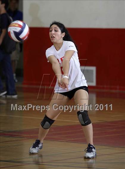 Thumbnail 1 in JV: Chatsworth @ Taft photogallery.