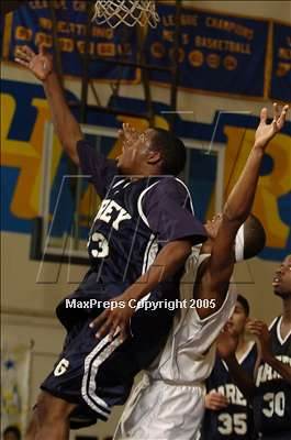 Thumbnail 3 in Garey @ Charter Oak photogallery.
