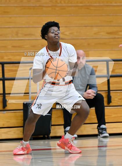 Thumbnail 3 in El Camino vs. Foothill (Folsom New Year's Challenge) photogallery.
