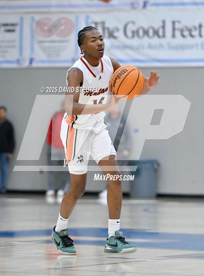 Thumbnail 1 in El Camino vs. Foothill (Folsom New Year's Challenge) photogallery.