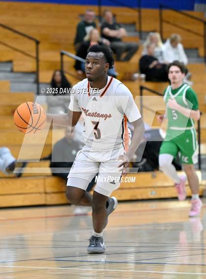 Thumbnail 1 in El Camino vs. Foothill (Folsom New Year's Challenge) photogallery.