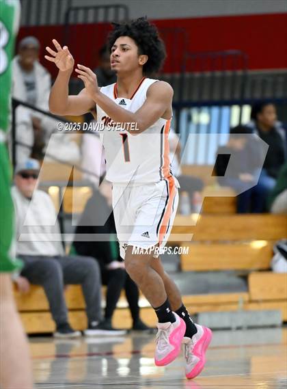 Thumbnail 2 in El Camino vs. Foothill (Folsom New Year's Challenge) photogallery.