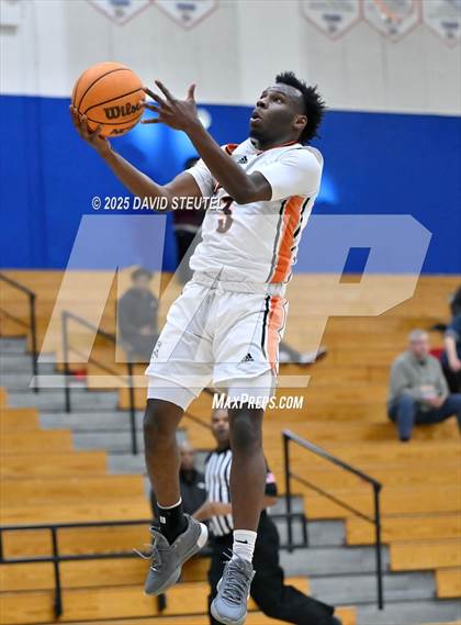 Thumbnail 2 in El Camino vs. Foothill (Folsom New Year's Challenge) photogallery.