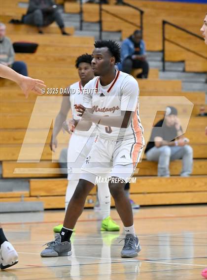 Thumbnail 2 in El Camino vs. Foothill (Folsom New Year's Challenge) photogallery.