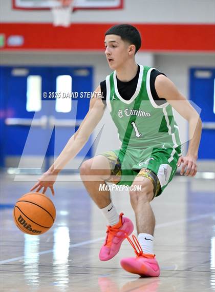 Thumbnail 2 in El Camino vs. Foothill (Folsom New Year's Challenge) photogallery.