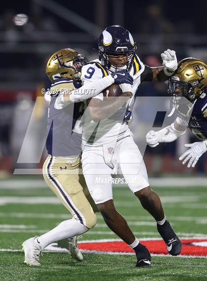 Thumbnail 1 in Central Catholic vs La Salle College (PIAA 6A Final) photogallery.