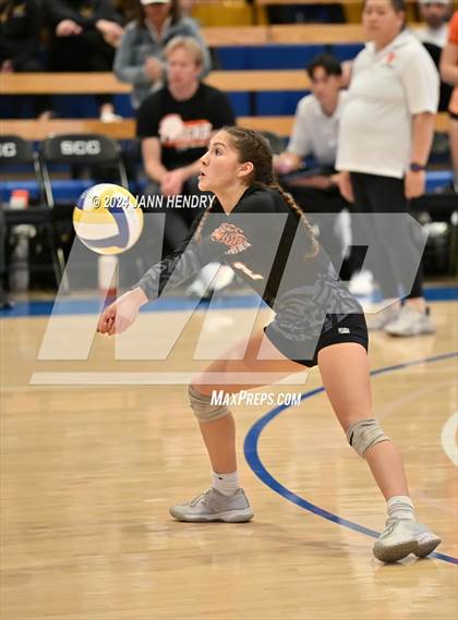 Thumbnail 2 in Hilmar vs South Pasadena (CIF Division 4 Final) photogallery.