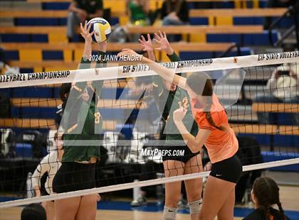 Thumbnail 3 in Hilmar vs South Pasadena (CIF Division 4 Final) photogallery.