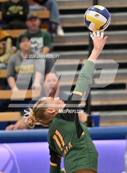 Thumbnail 3 in Hilmar vs South Pasadena (CIF Division 4 Final) photogallery.