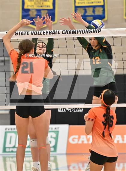 Thumbnail 1 in Hilmar vs South Pasadena (CIF Division 4 Final) photogallery.
