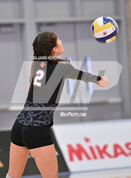 Thumbnail 3 in Hilmar vs South Pasadena (CIF Division 4 Final) photogallery.