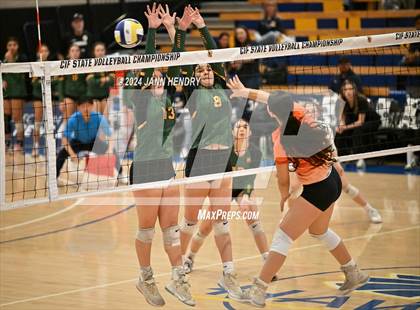 Thumbnail 1 in Hilmar vs South Pasadena (CIF Division 4 Final) photogallery.