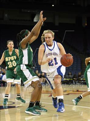 Thumbnail 2 in St. Patrick/St. Vincent vs. Justin-Siena (CIF NCS D4 Final) photogallery.
