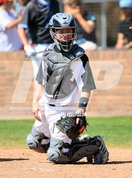 Thumbnail 2 in Farmington vs. Pueblo West (Coach Bob Invitational) photogallery.