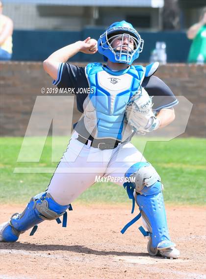Thumbnail 1 in Farmington vs. Pueblo West (Coach Bob Invitational) photogallery.