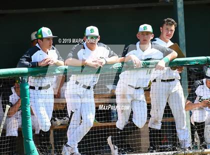 Thumbnail 1 in Farmington vs. Pueblo West (Coach Bob Invitational) photogallery.