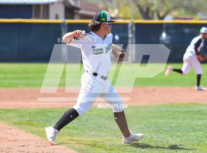 Thumbnail 1 in Farmington vs. Pueblo West (Coach Bob Invitational) photogallery.