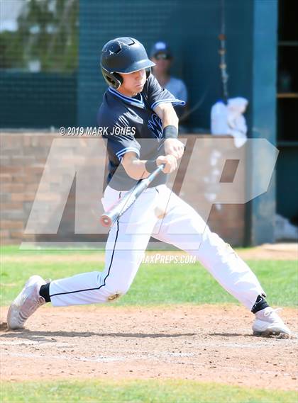 Thumbnail 3 in Farmington vs. Pueblo West (Coach Bob Invitational) photogallery.