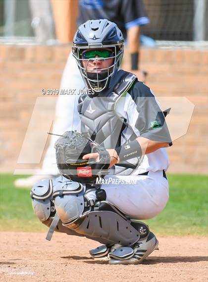 Thumbnail 2 in Farmington vs. Pueblo West (Coach Bob Invitational) photogallery.