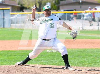 Thumbnail 2 in Farmington vs. Pueblo West (Coach Bob Invitational) photogallery.