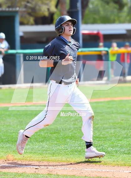 Thumbnail 2 in Farmington vs. Pueblo West (Coach Bob Invitational) photogallery.