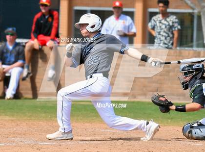 Thumbnail 2 in Farmington vs. Pueblo West (Coach Bob Invitational) photogallery.