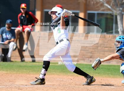 Thumbnail 1 in Farmington vs. Pueblo West (Coach Bob Invitational) photogallery.