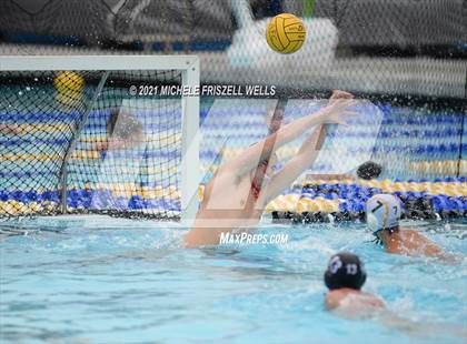 Thumbnail 2 in Murrieta Valley vs. Patrick Henry (America's Finest City Tournament) photogallery.