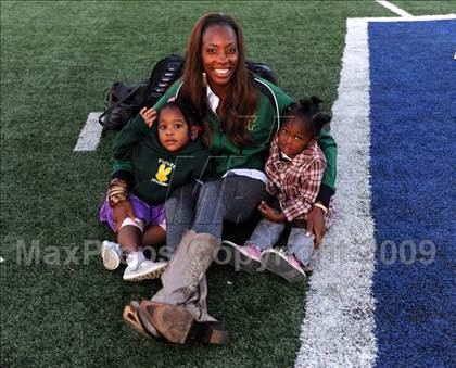 Thumbnail 1 in CIF SS Division Championships photogallery.