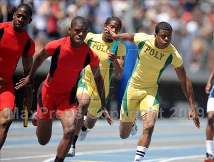 Thumbnail 1 in CIF SS Division Championships photogallery.