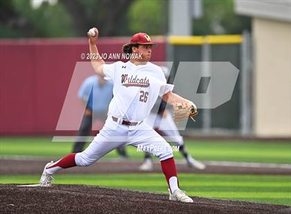 Thumbnail 1 in Tomball Memorial @ Cypress Woods (UIL 6A Region 2 Bi-District Playoff - Game 2) photogallery.