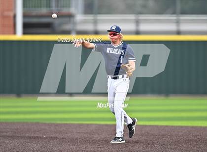 Thumbnail 1 in Tomball Memorial @ Cypress Woods (UIL 6A Region 2 Bi-District Playoff - Game 2) photogallery.