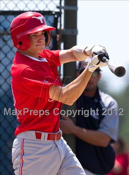 Thumbnail 2 in Eastport-South Manor vs Smithtown East - Section XI Class AA Playoffs photogallery.