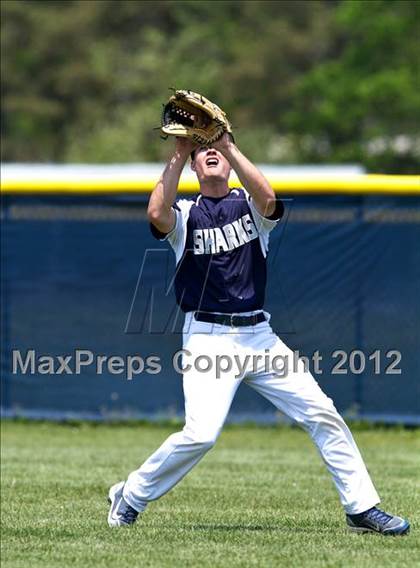 Thumbnail 2 in Eastport-South Manor vs Smithtown East - Section XI Class AA Playoffs photogallery.
