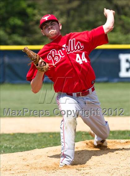 Thumbnail 3 in Eastport-South Manor vs Smithtown East - Section XI Class AA Playoffs photogallery.