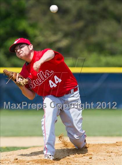 Thumbnail 2 in Eastport-South Manor vs Smithtown East - Section XI Class AA Playoffs photogallery.
