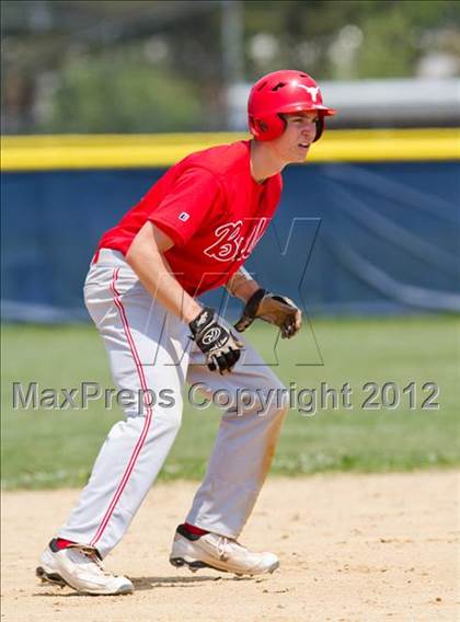 Thumbnail 3 in Eastport-South Manor vs Smithtown East - Section XI Class AA Playoffs photogallery.