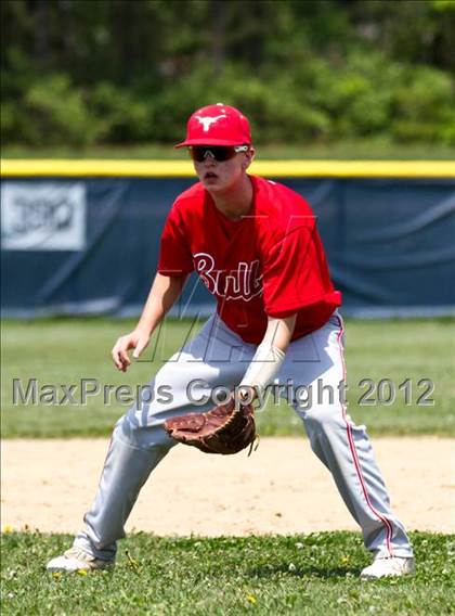 Thumbnail 1 in Eastport-South Manor vs Smithtown East - Section XI Class AA Playoffs photogallery.