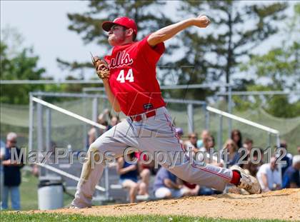 Thumbnail 3 in Eastport-South Manor vs Smithtown East - Section XI Class AA Playoffs photogallery.