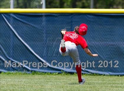 Thumbnail 2 in Eastport-South Manor vs Smithtown East - Section XI Class AA Playoffs photogallery.
