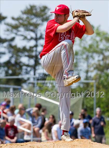 Thumbnail 3 in Eastport-South Manor vs Smithtown East - Section XI Class AA Playoffs photogallery.